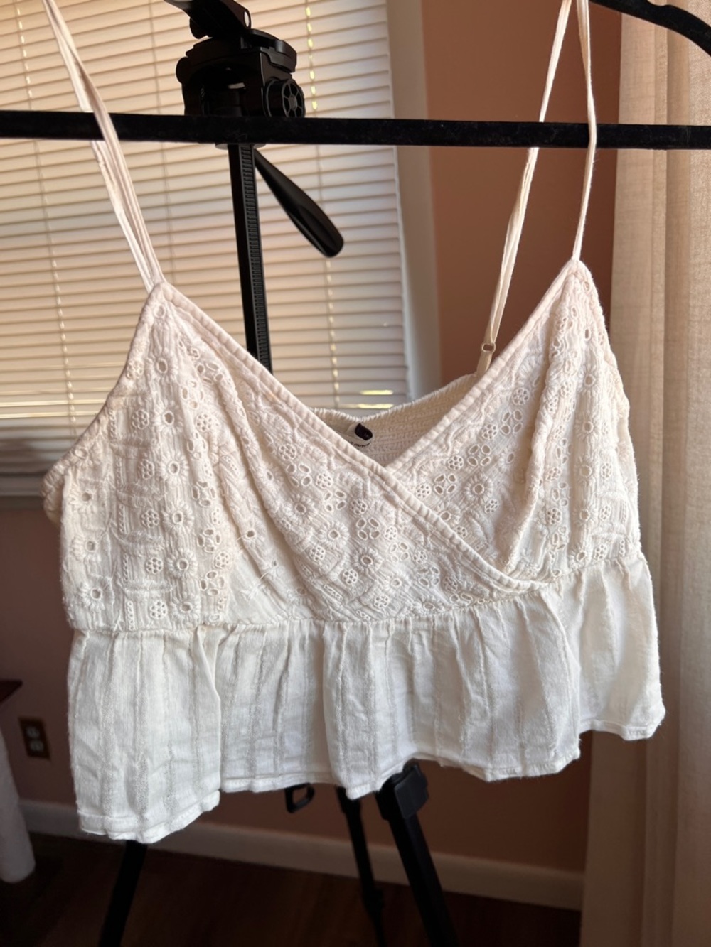 AE White Eyelet Cropped Cami Top with Ruffle Hem